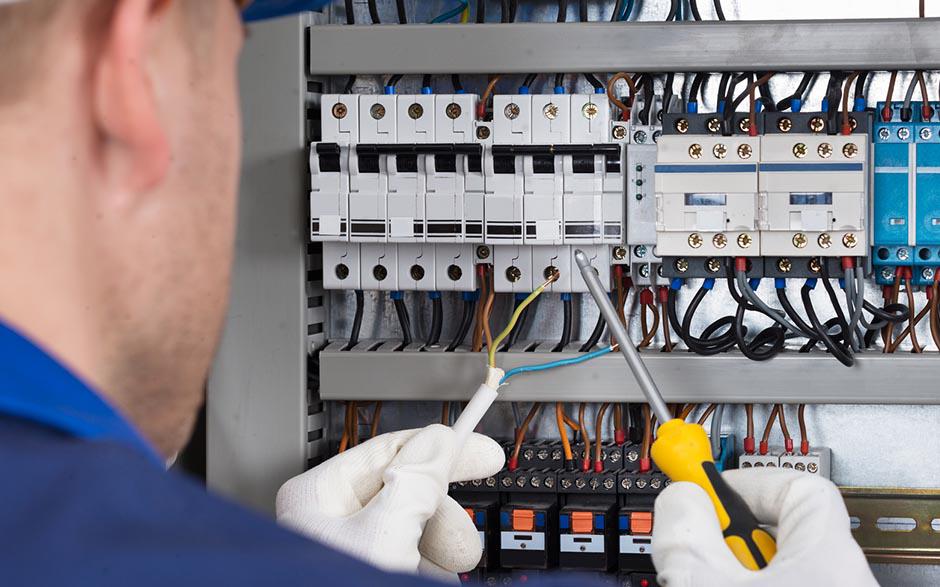 taux horaire électricien Argenteuil