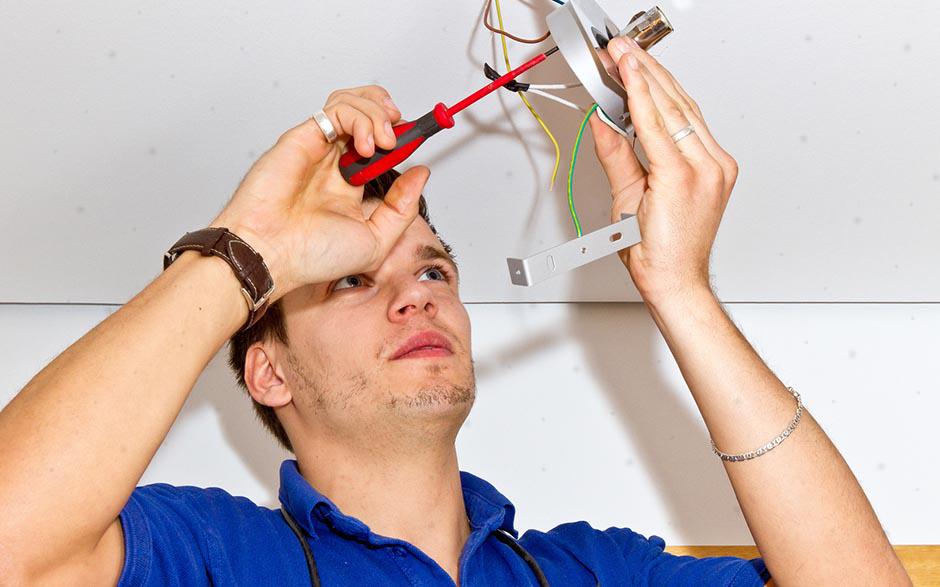 tarif horaire d'un électricien Fontenay-sous-Bois