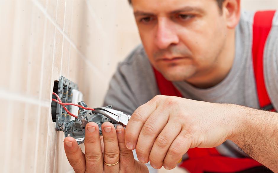 tarif horaire d'un électricien Fontenay-sous-Bois